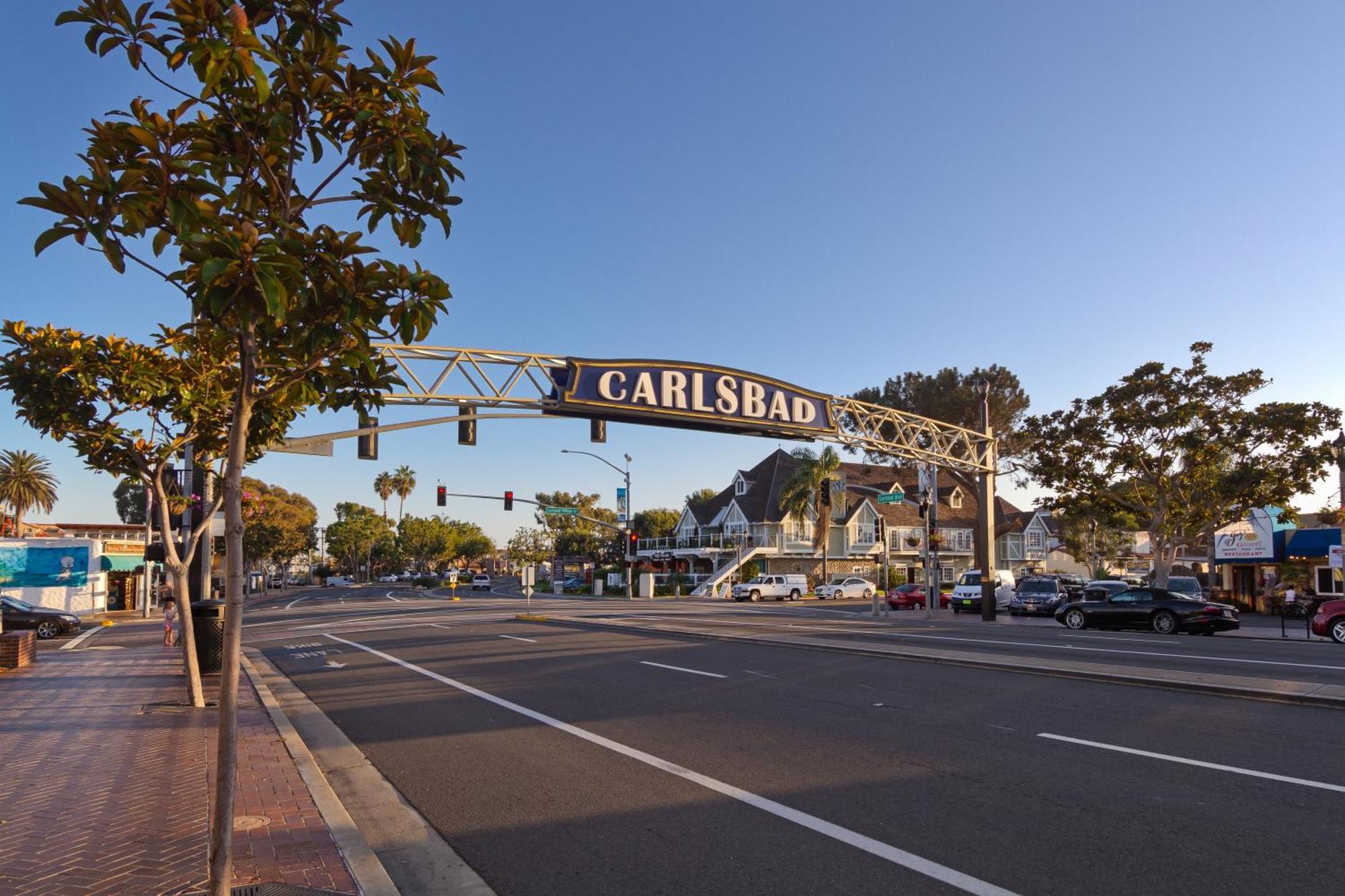 Walk To Beach - Ev Charger - Outdoor Dining - 2Br Villa Carlsbad Exterior photo